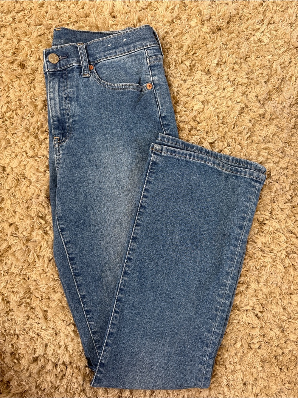 GAP Straight-Leg Mid-Blue Women’s Jeans